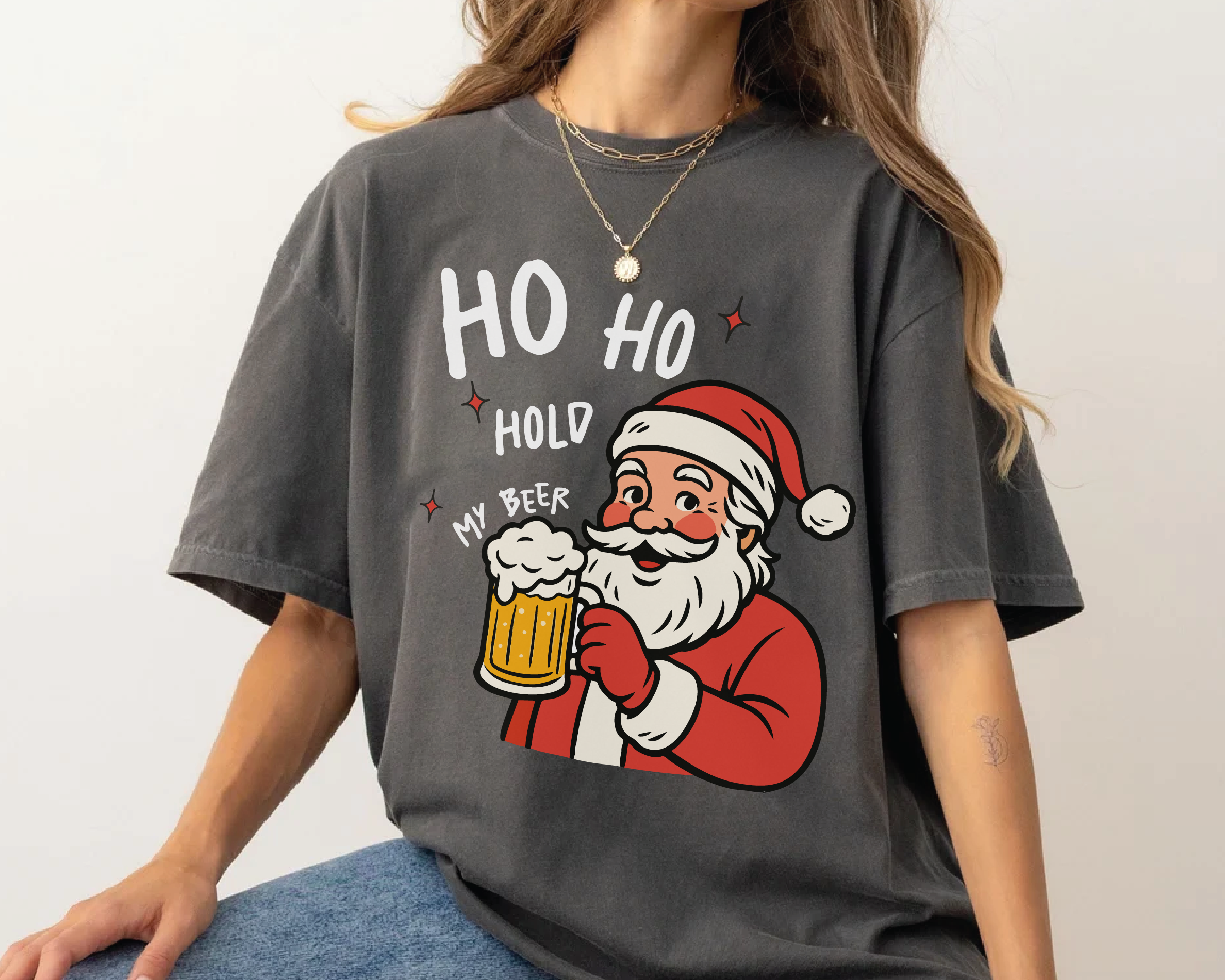 Ho Ho Hold My Beer Santa Shirt – Funny Christmas Beer T-Shirt, Santa Drinking Tee for Men, Holiday Party Gift