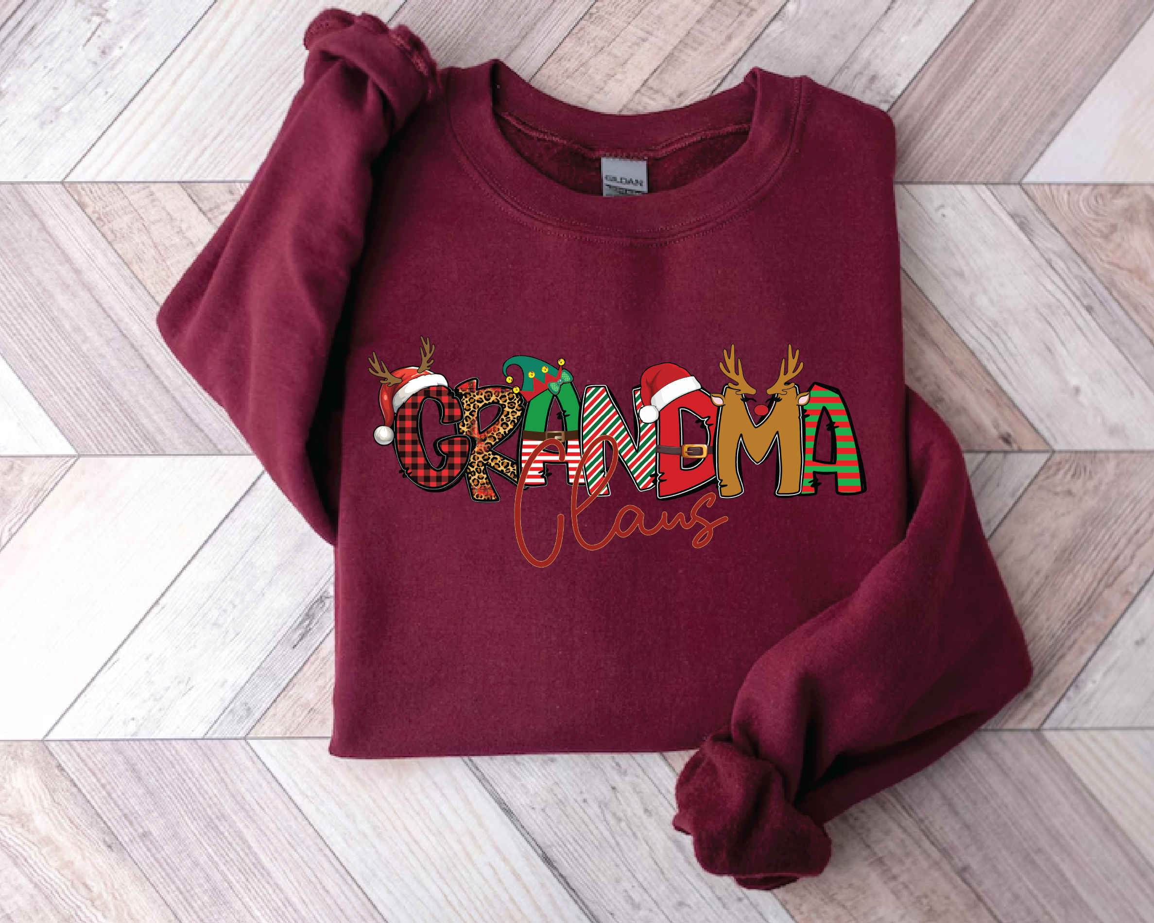 Daddy Claus Mama Claus Mini Claus Sweatshirt – Matching Family Christmas Crewneck, Funny Holiday Family Outfit