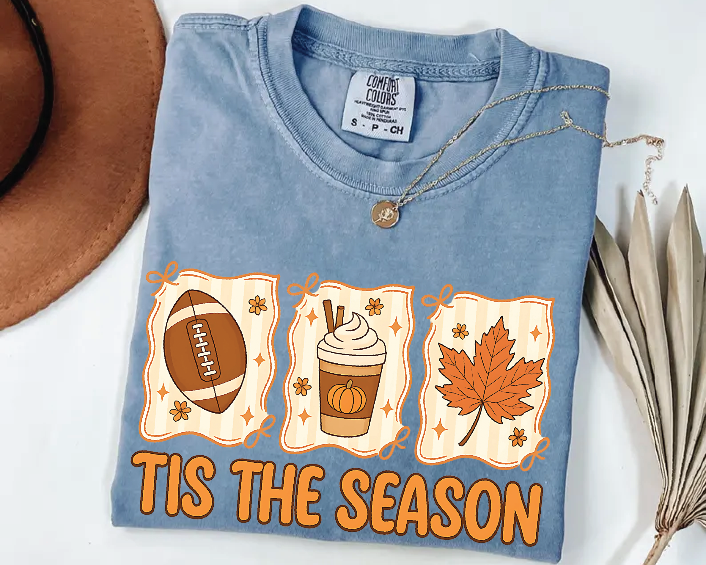Tis The Season Shirt – Cute Fall Football Pumpkin Spice Latte Leaf Tee