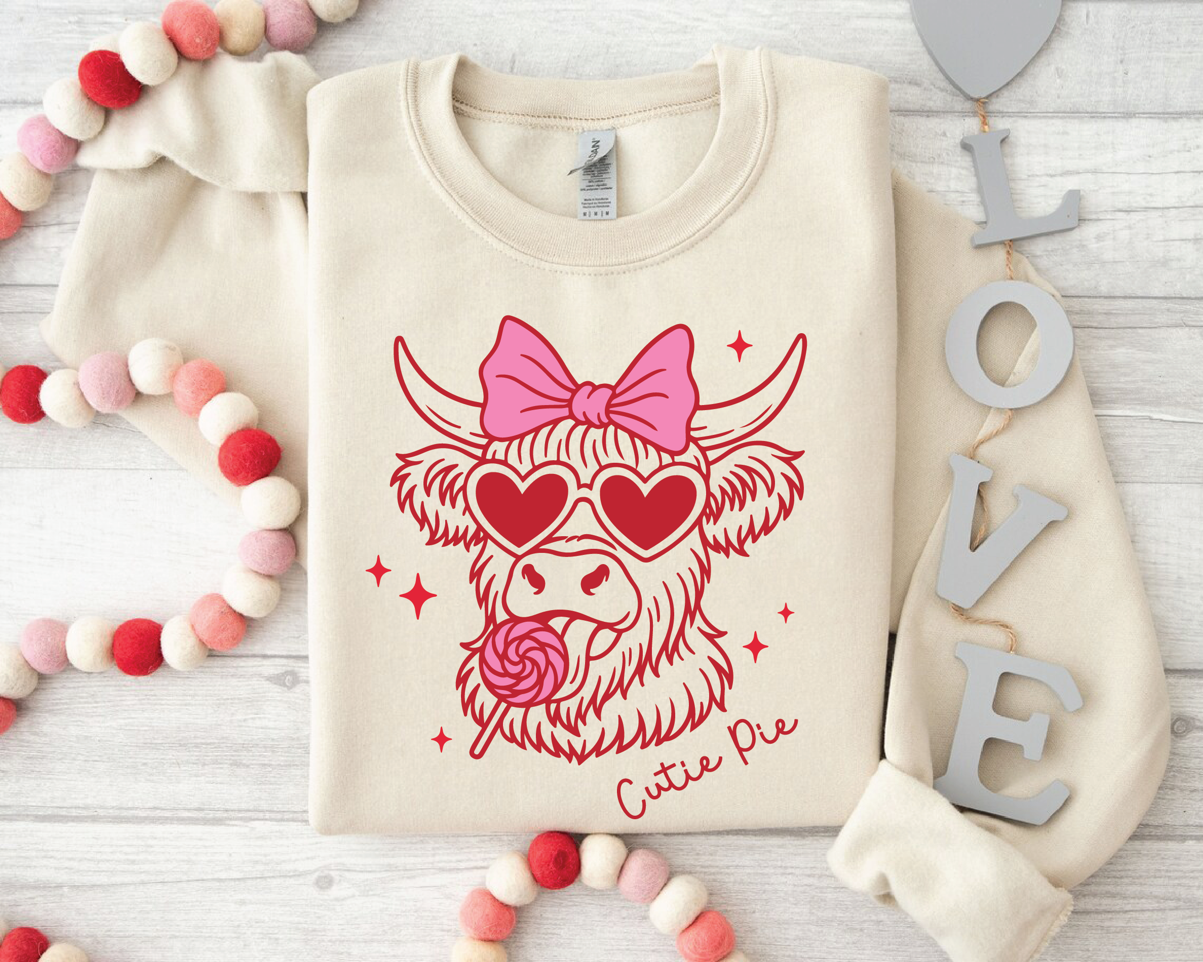 Cutie Pie Cow Valentine Sweatshirt - VL4
